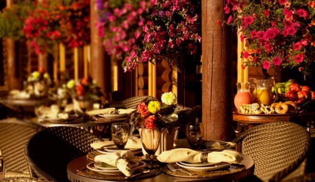 Outdoor-Table Jackson WY | Rustic Inn Creekside Resort & Spa | Jackson Hole Hotel
